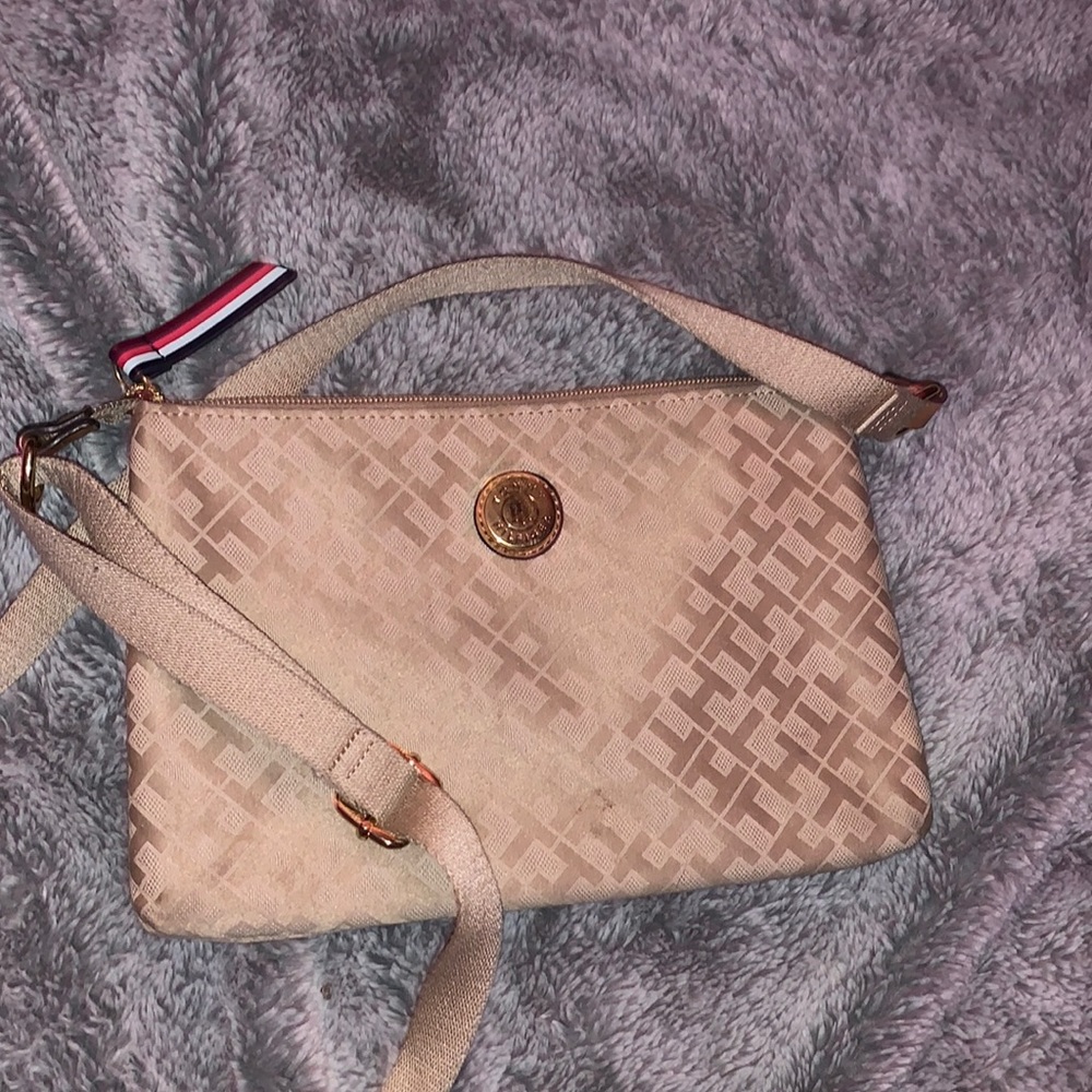 tommy hilfger bag